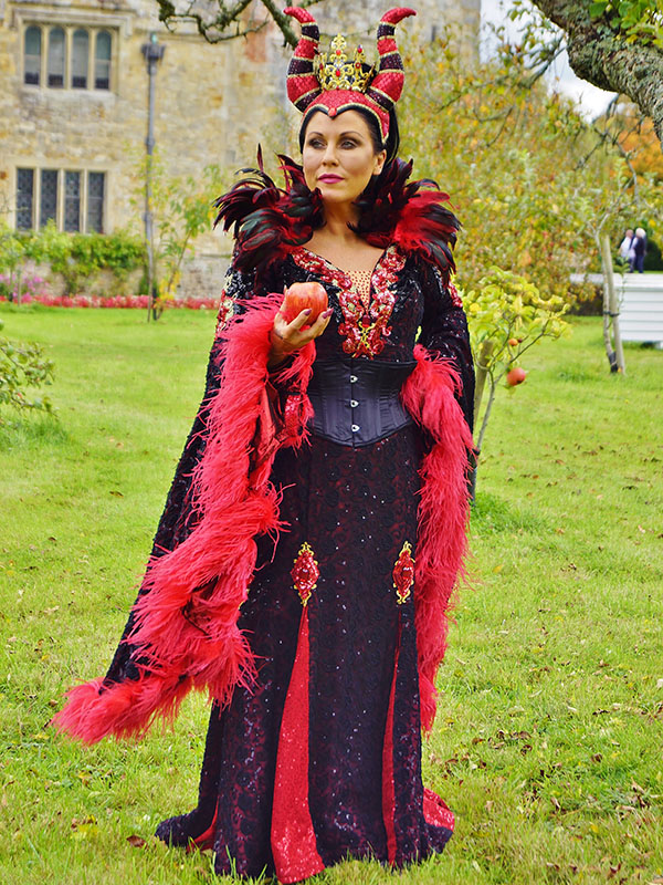 Jessie Wallace